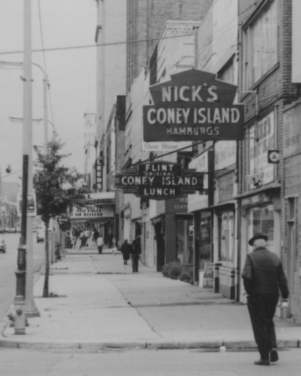 Savoy Theatre - Oldpic From Gary Flinnl (newer photo)